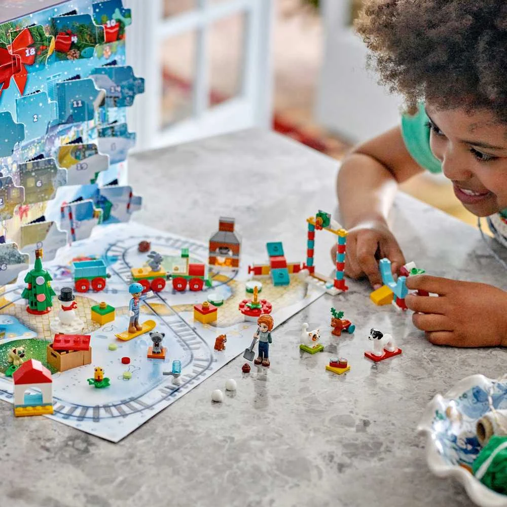 LEGO® Friends 2023 metų advento kalendorius (41758)