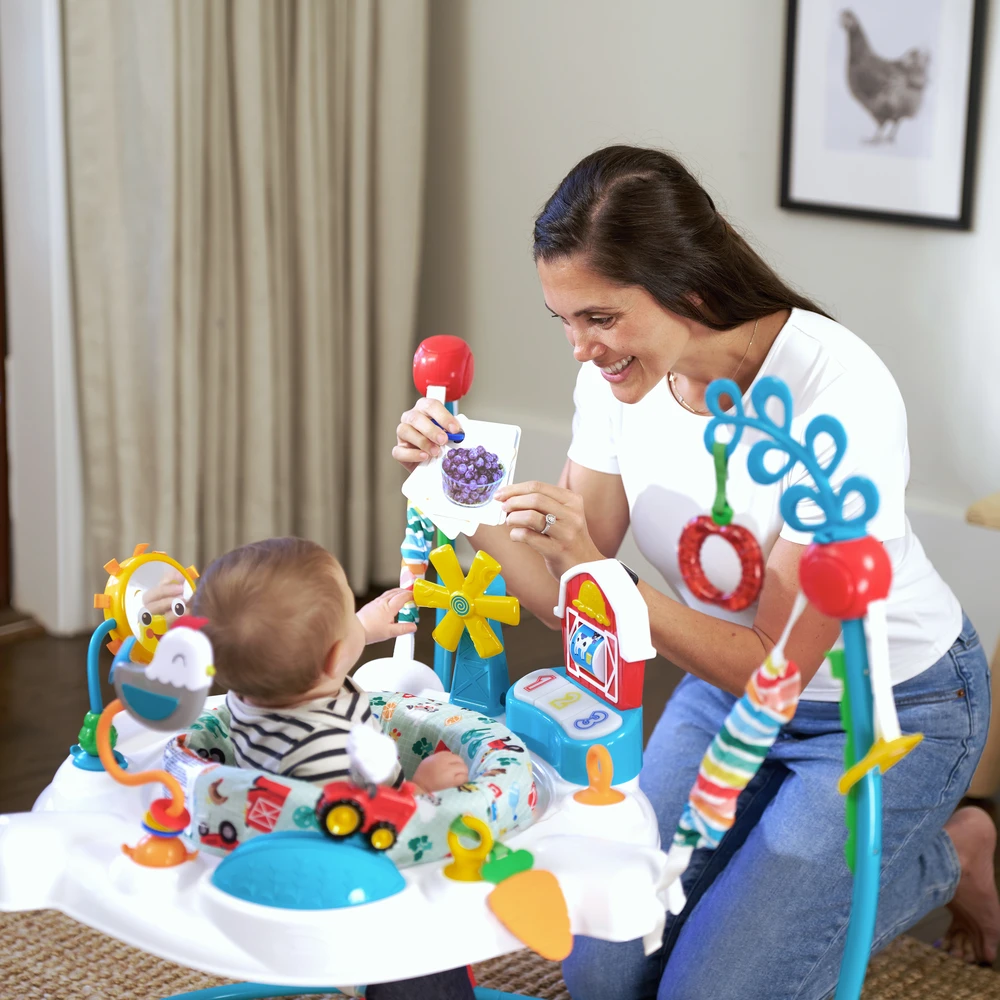 BABY EINSTEIN šokliukas Farm Explorers, 17515