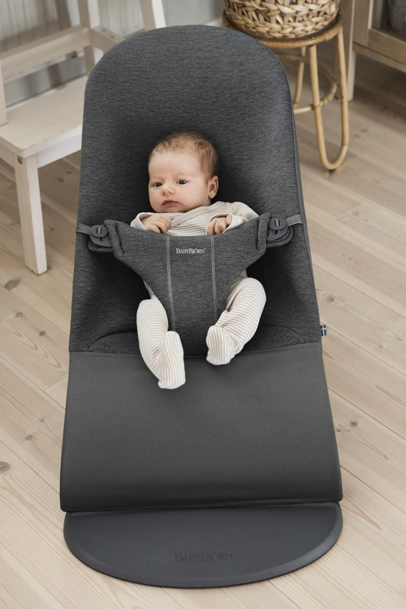 BABYBJÖRN gultukas BLISS 3D Jersey, tamsiai pilkas