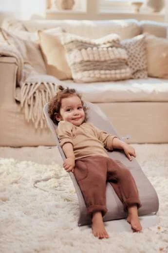 BABYBJORN gultukas BLISS Woven Petal Quilt, sand pilkas, 006317 (Nemokamas pristatymas)
