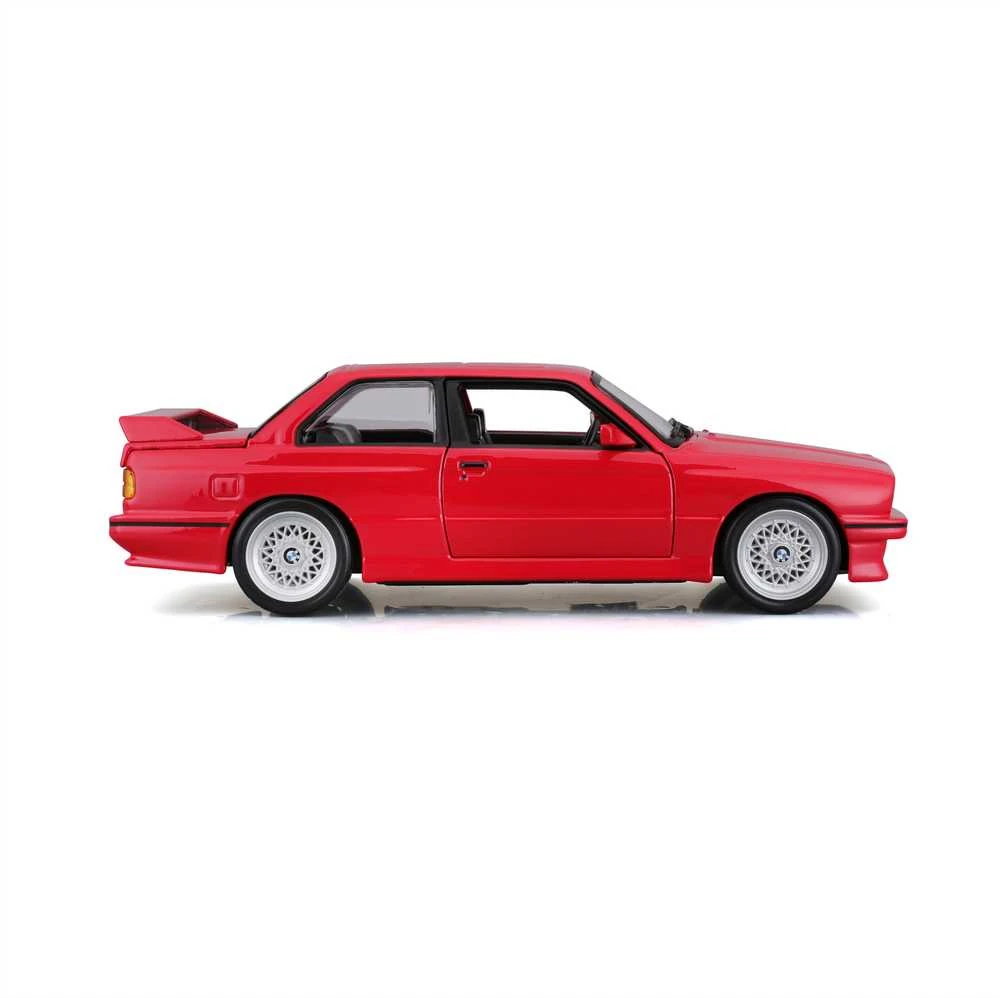 BBURAGO 1:24 Automodelis 1988 BMW 3 serijos M3, 18-21100 RD