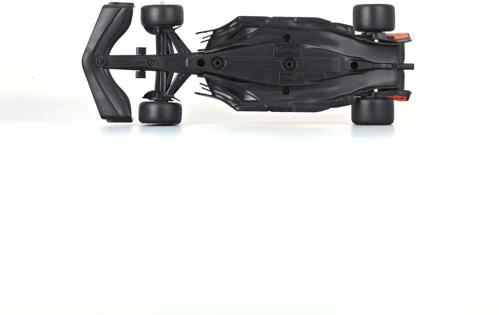 BBURAGO 1:24 automodelis su ekspozicine dėžute F1 McLaren MCL38, 18-28033 (Ekspozicinė prekė)