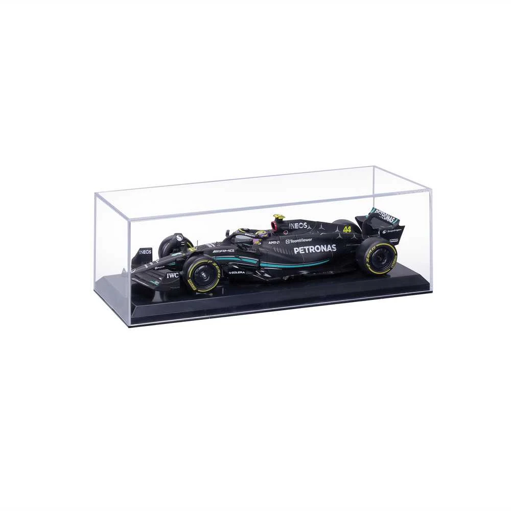 BBURAGO 1:24 automodelis su ekspozicine dėžute F1 Mercedes-AMG F1 W14 E Performance, 18-28028 (Ekspozicinė prekė)