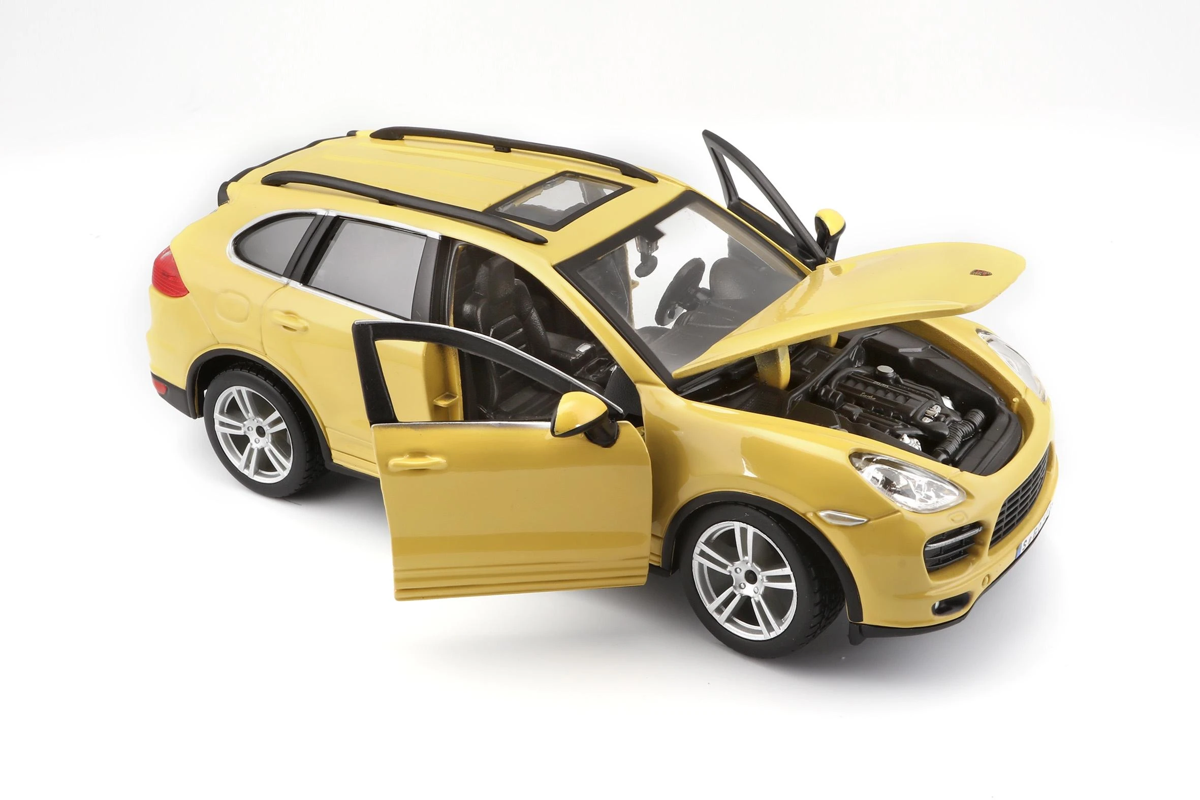 BBURAGO automodelis 1/24 Porsche Cayenne Turbo