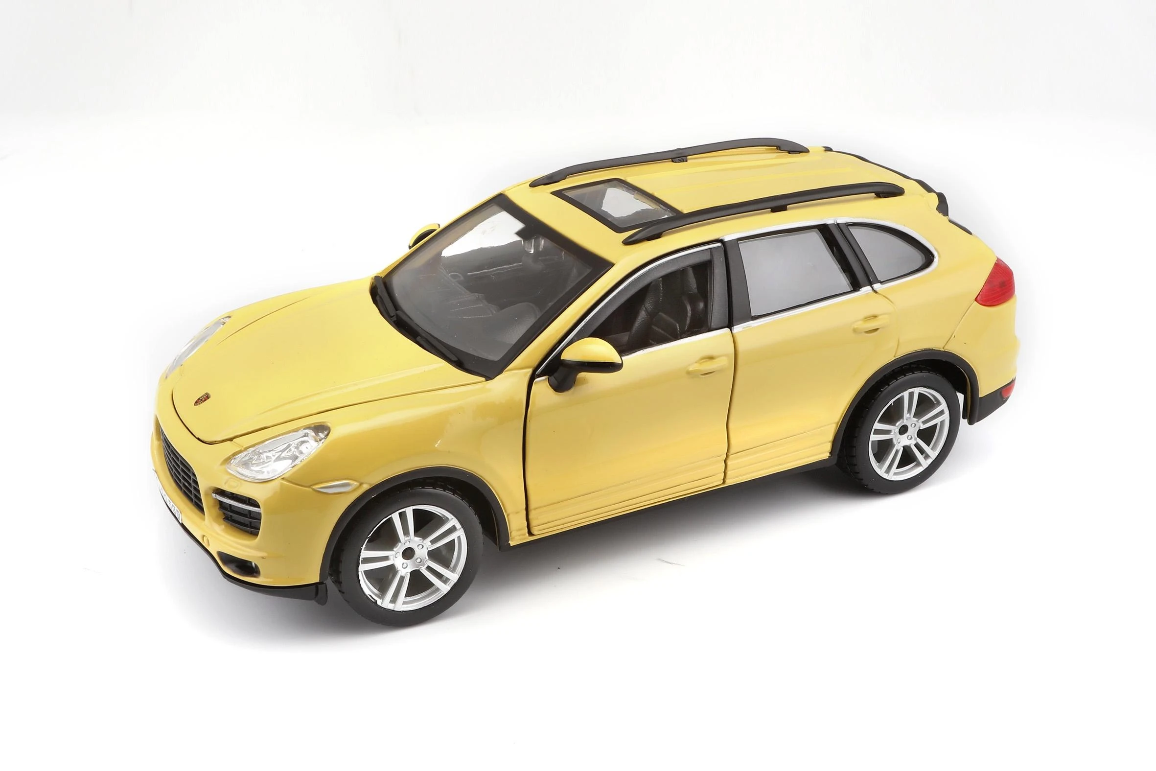 BBURAGO automodelis 1/24 Porsche Cayenne Turbo