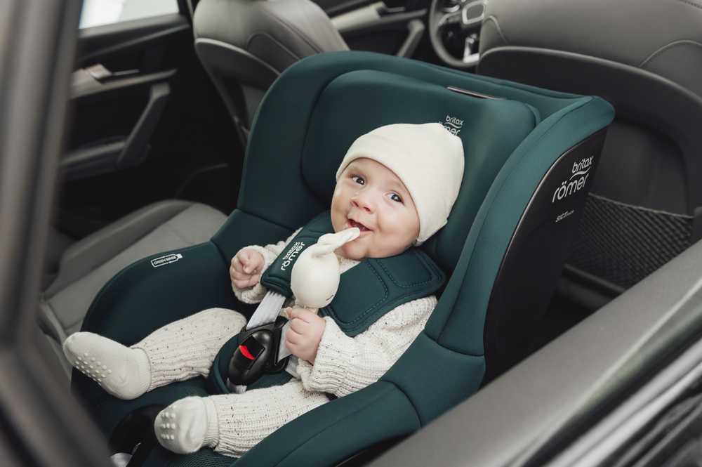 Britax Römer BRITAX automobilinė kėdutė, 61-105 cm, DUALFIX PRO M, Style, dusty rose, 2000040893