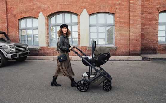 Britax Römer automobilinė kėdutė 40-85cm BABY-SAFE PRO DIAMOND CLASSIC, spalva: juoda