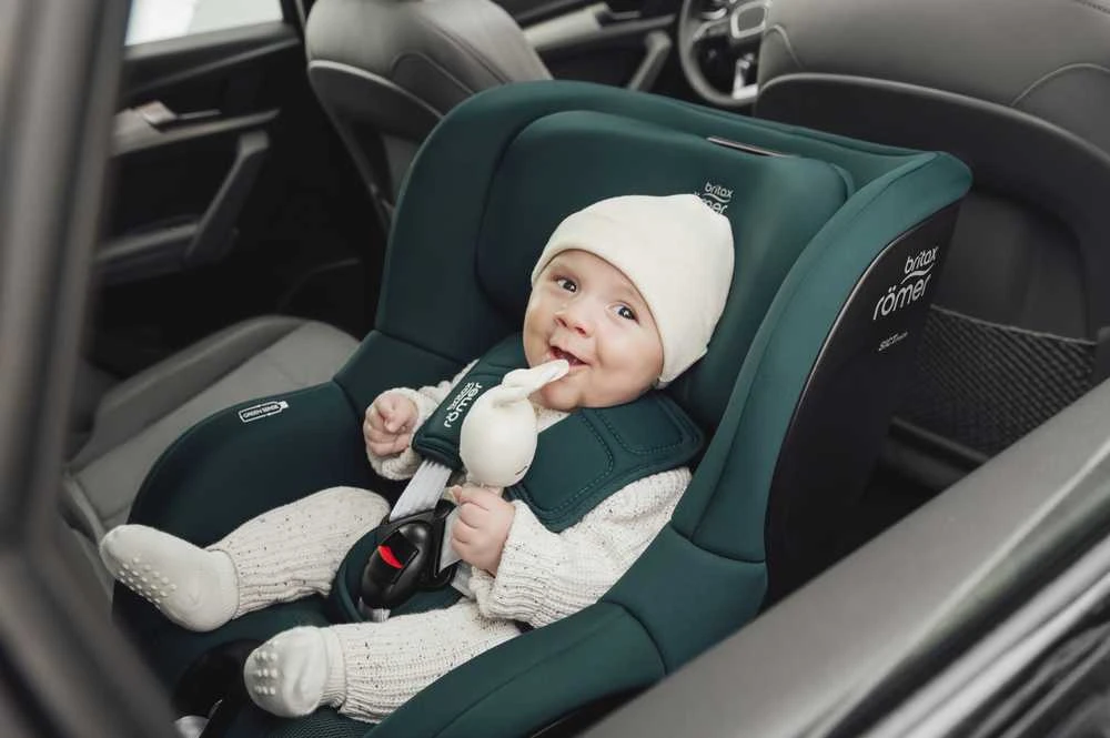 Britax Römer BRITAX automobilinė kėdutė, 61-105 cm, DUALFIX PRO M, deep juodas, 2000040888