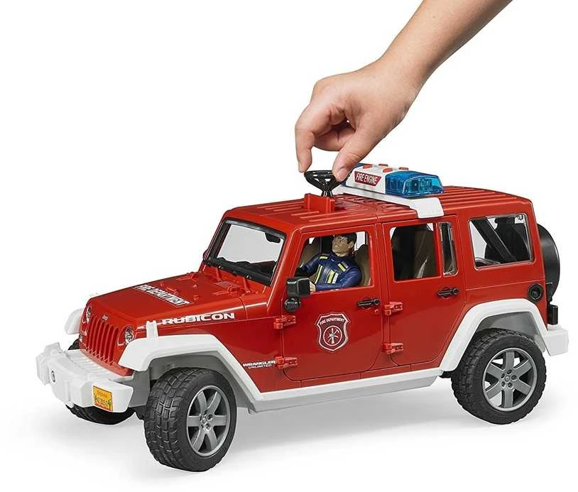 BRUDER 1:16 Jeep Wrangler gaisrinės automobilis su ugniagesiu, 02528