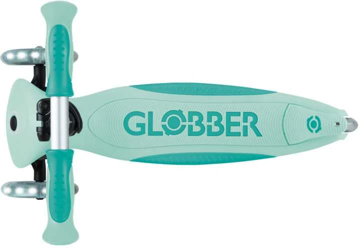Paspirtukas GLOBBER Go Up Deluxe Lights, metų-pistacijų spalvos