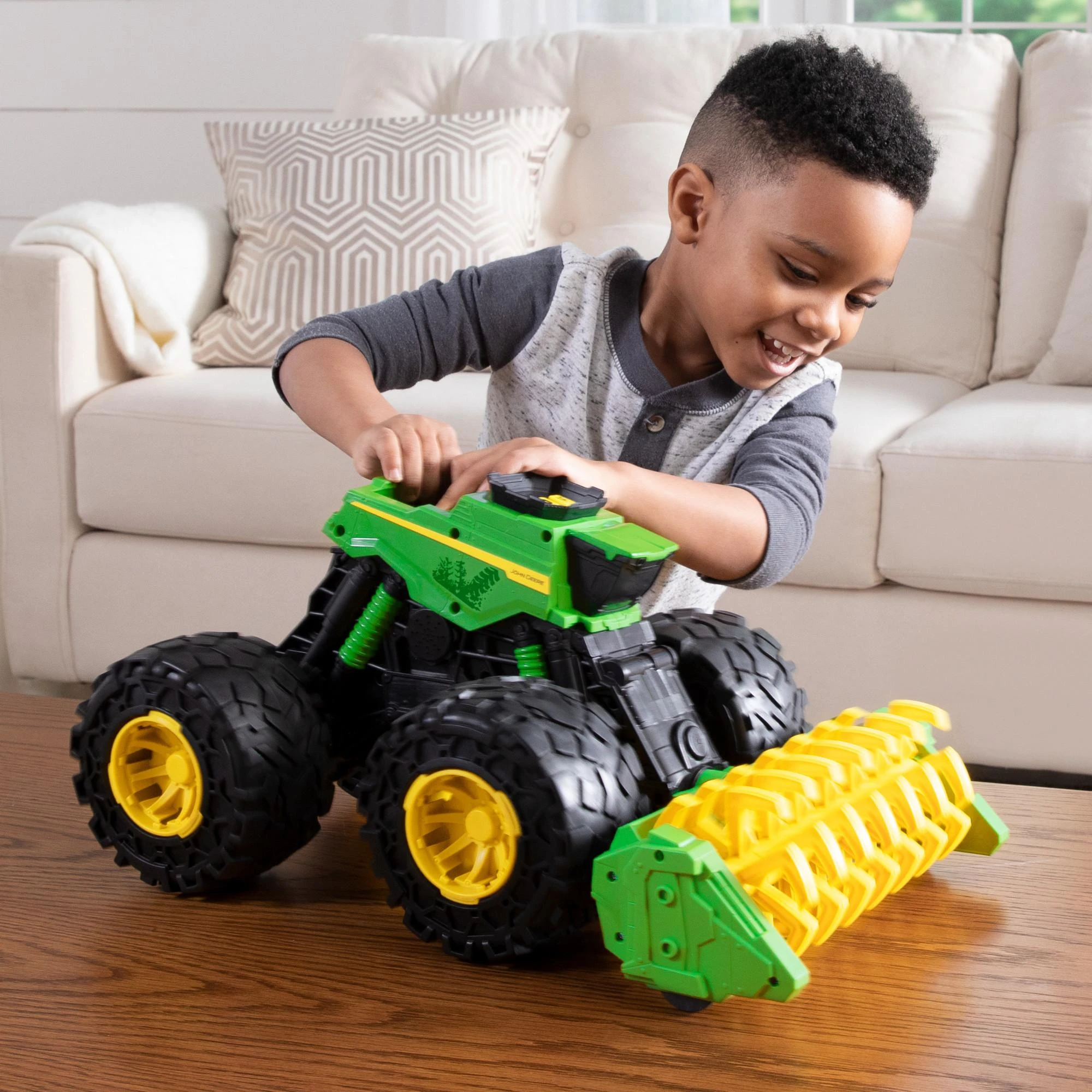 Tomy JOHN DEERE kombainas Super Scale, 47329