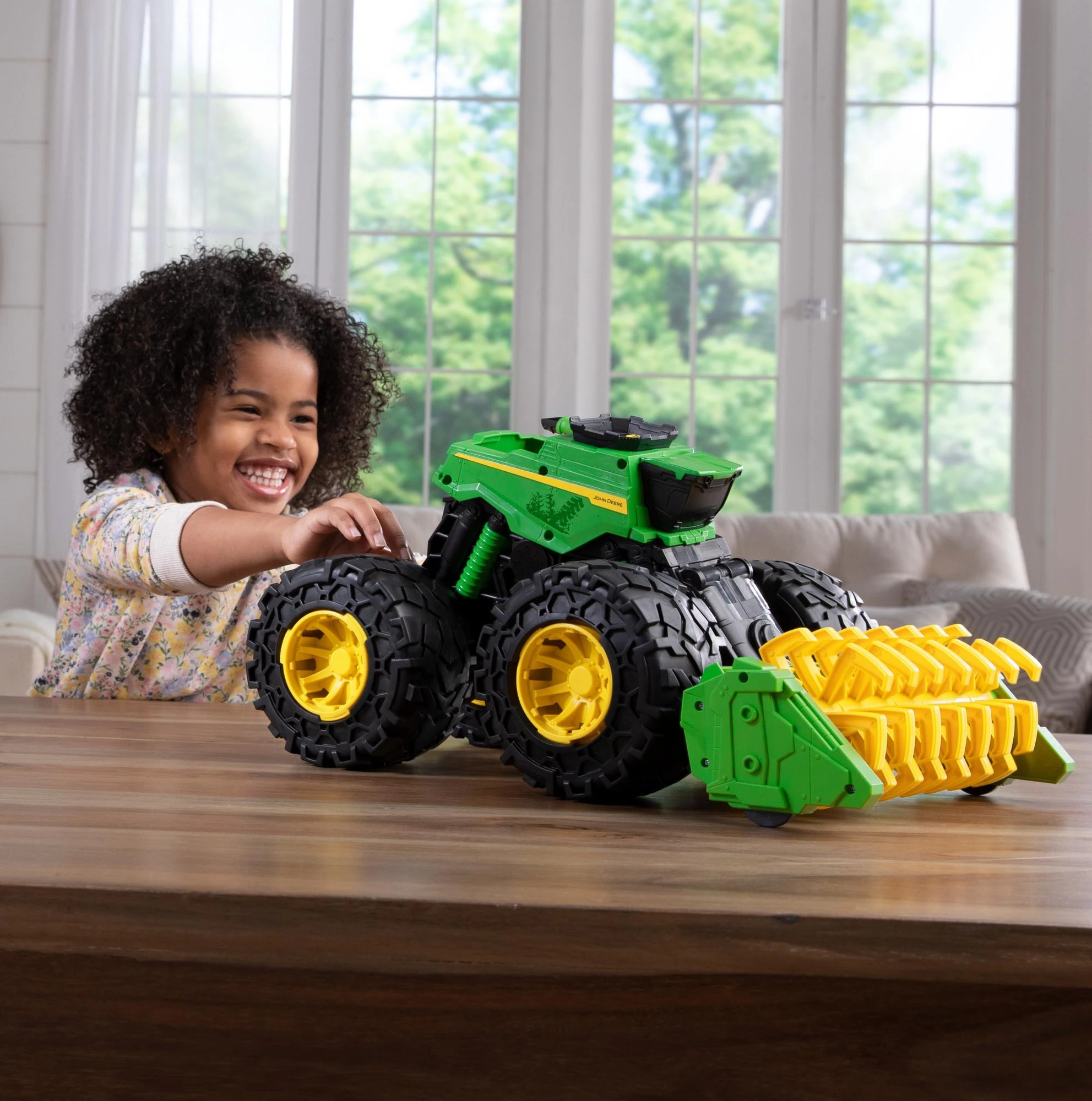 Tomy JOHN DEERE kombainas Super Scale, 47329