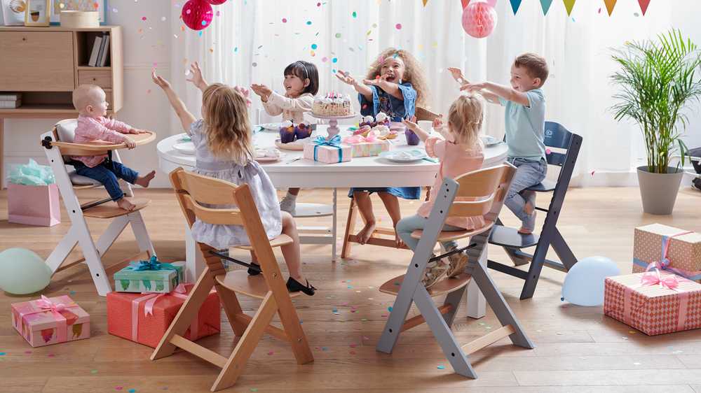 KINDERKRAFT maitinimo kėdutė ENOCK, juodas, KHENOC00BLK0000
