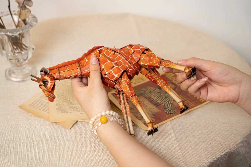 MAKEBUG 3D popierinė delionė Žirafa, MB-B-0011