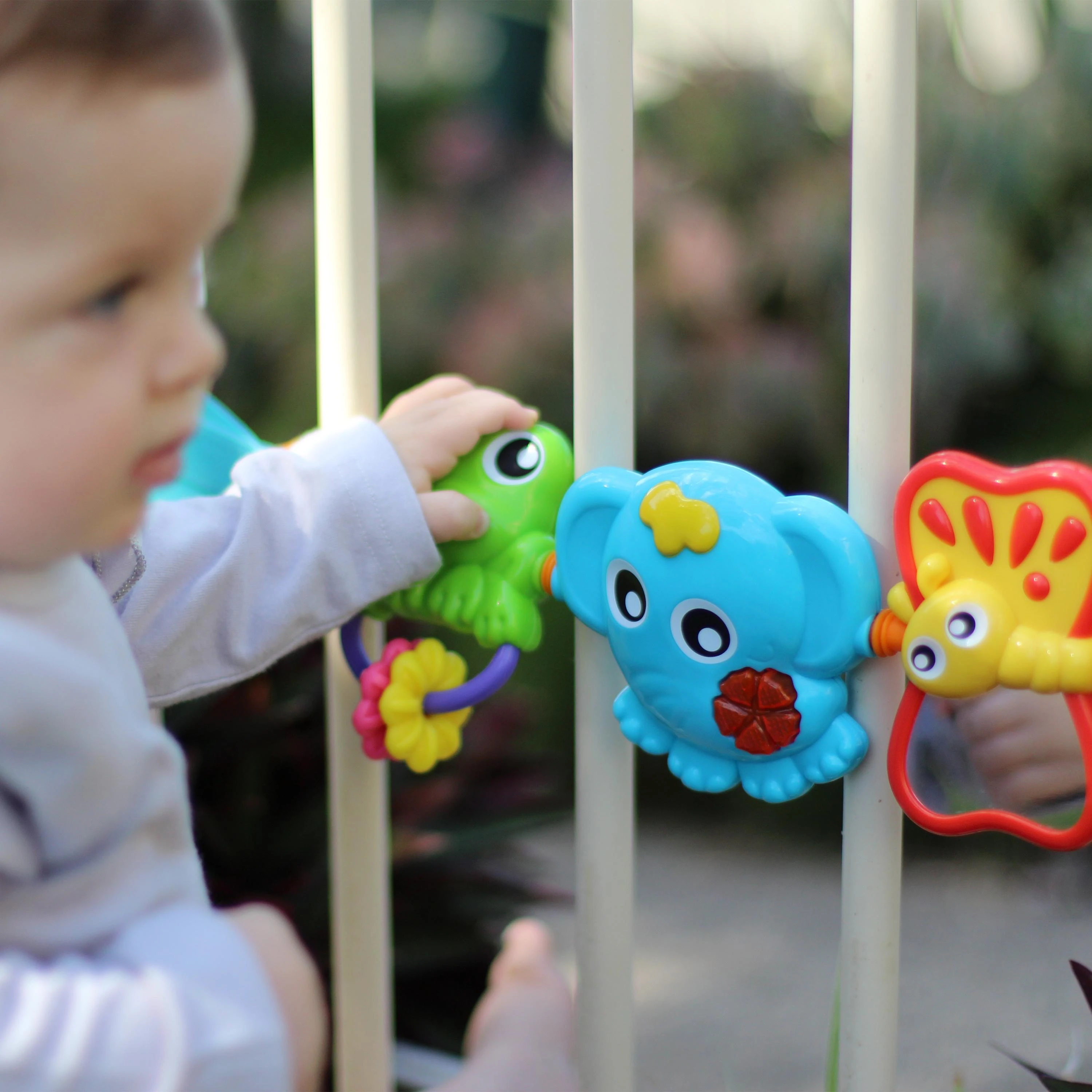 PLAYGRO muzikinis vežimėlio žaislas Travel Trio Musical, 0186984