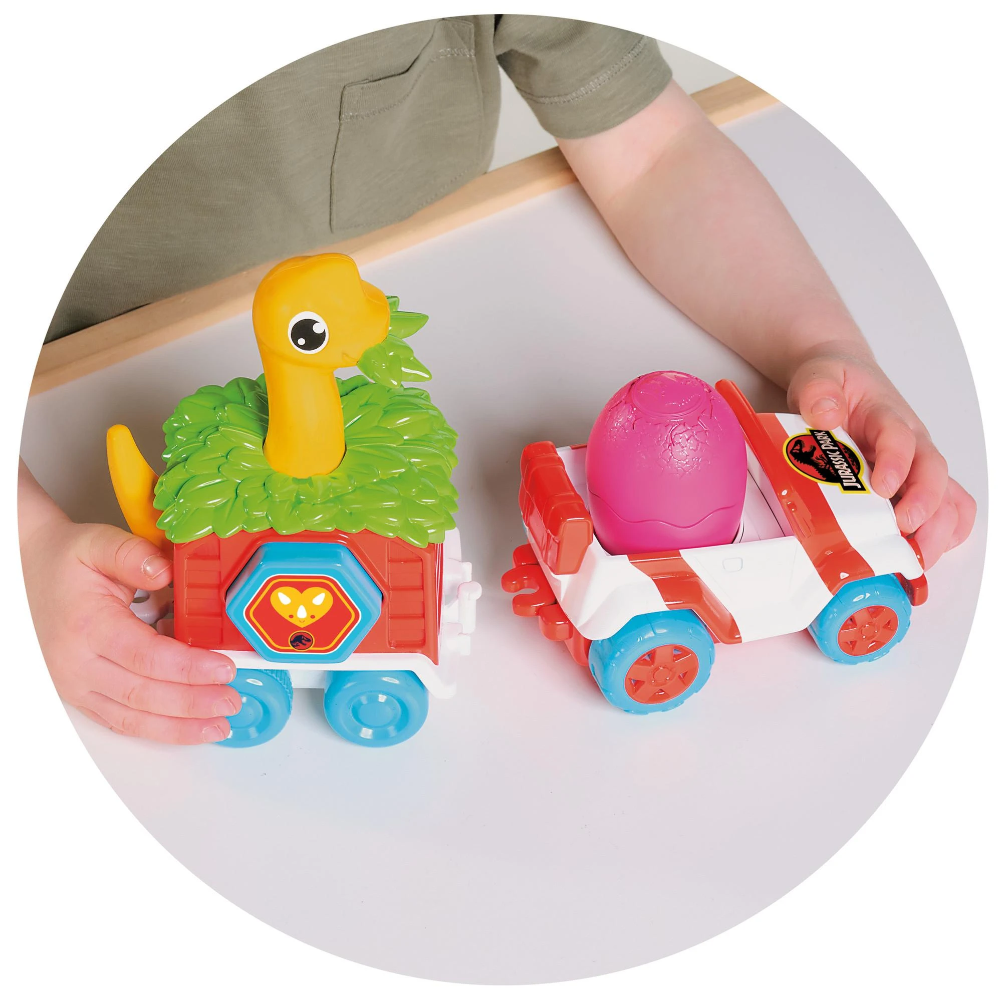 TOMY mašinėlės rinkinys su dinozauru Dino Rescue Ranger, E73253