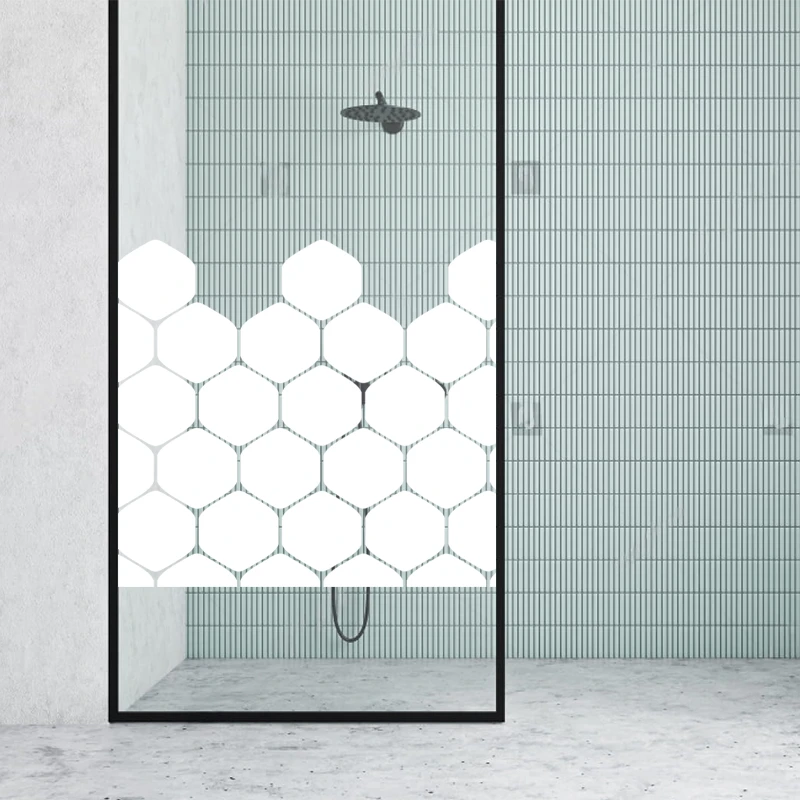 Dekoratyvinė balta matinė lipni plėvelė DECO06