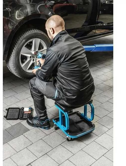Kėdutė mechanikui Hogert HT7G561