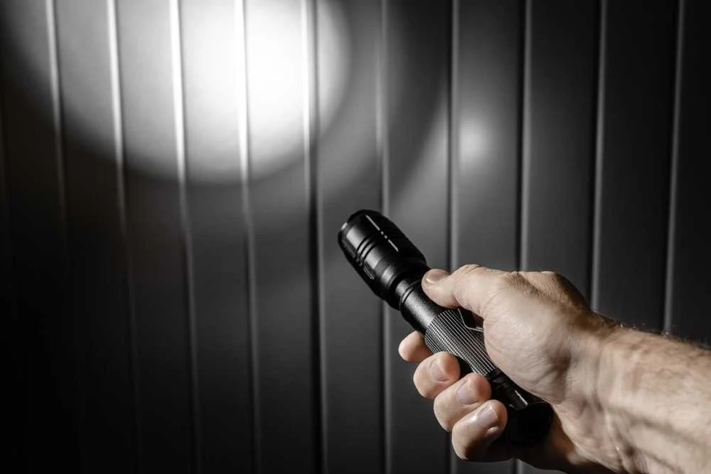 GTV LED žibintuvėlis su įmontuotu akumuliatoriumi, 2000 mAh, 8W, 800lm, 6400K, IP20, juodas