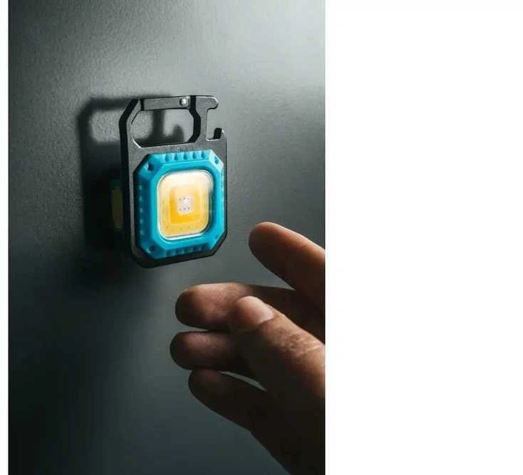 Hoegert Technik Flashlight