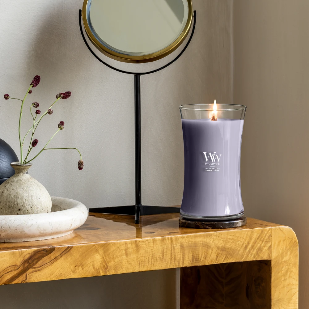 WoodWick Aromatinė žvakė (Lavender & Cedar), 609,5 g