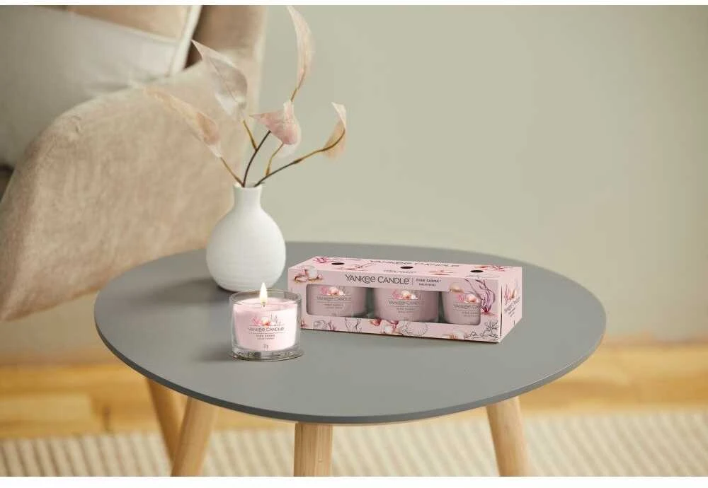 Yankee Candle Aromatinių žvakių rinkinys (Pink Sands), 3 x 37 g