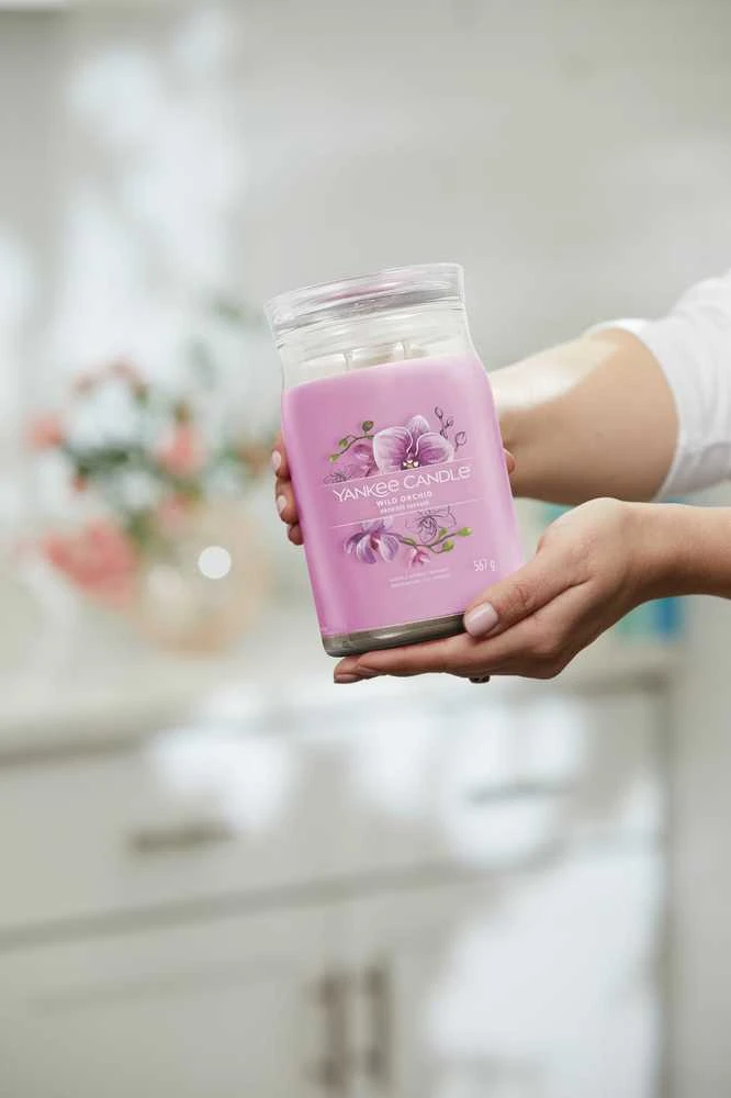 Yankee Candle Aromatinė žvakė Signature glass large Wild Orchid 567 g