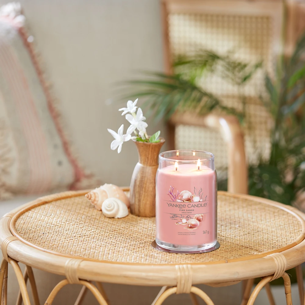 Yankee Candle Aromatinė žvakė "Signature large glass Rožinė Sands" 567 g
