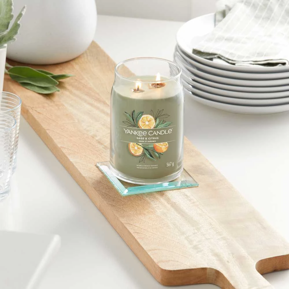 Yankee Candle Aromatinė žvakė "Signature large glass Sage - Citrus" 567 g
