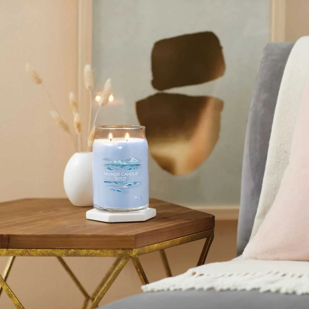 Yankee Candle Aromatinė žvakė Signature glass large Ocean Air 567 g