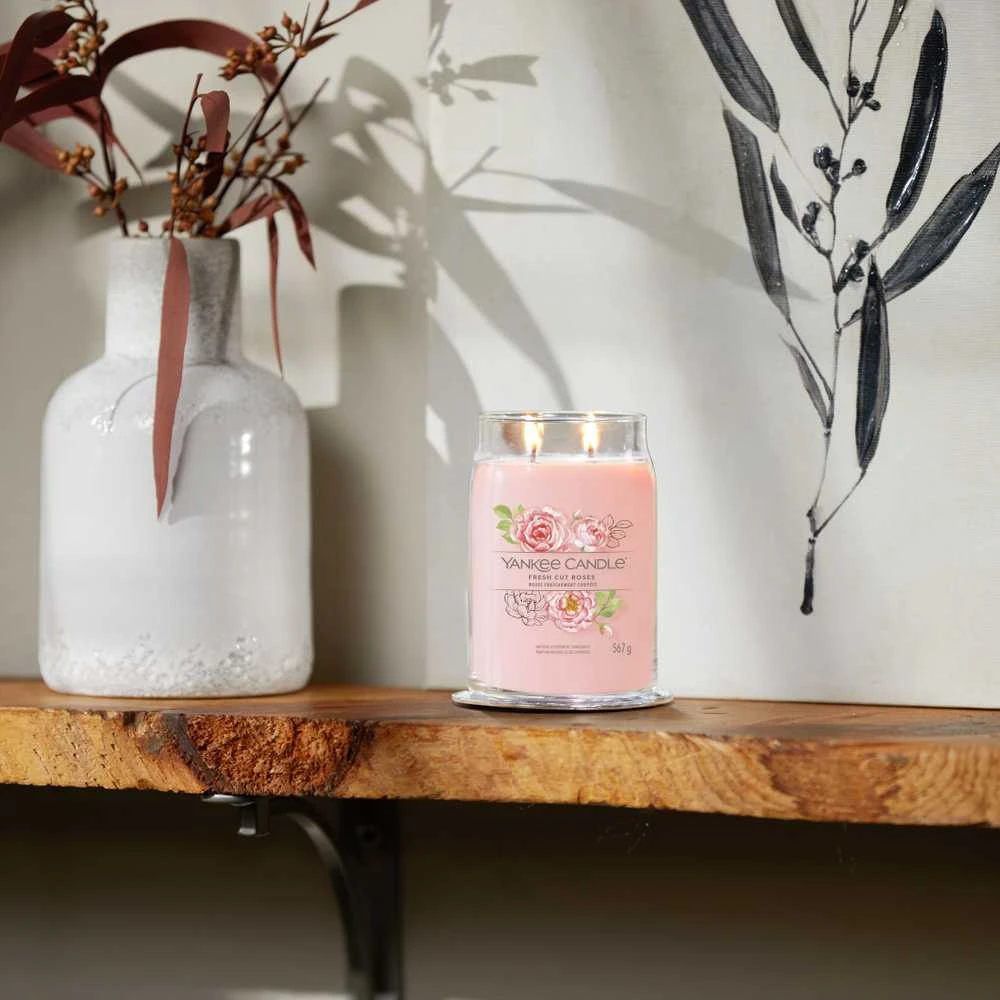 Yankee Candle Aromatinė žvakė Signature glass large Fresh Cut Rose s 567 g
