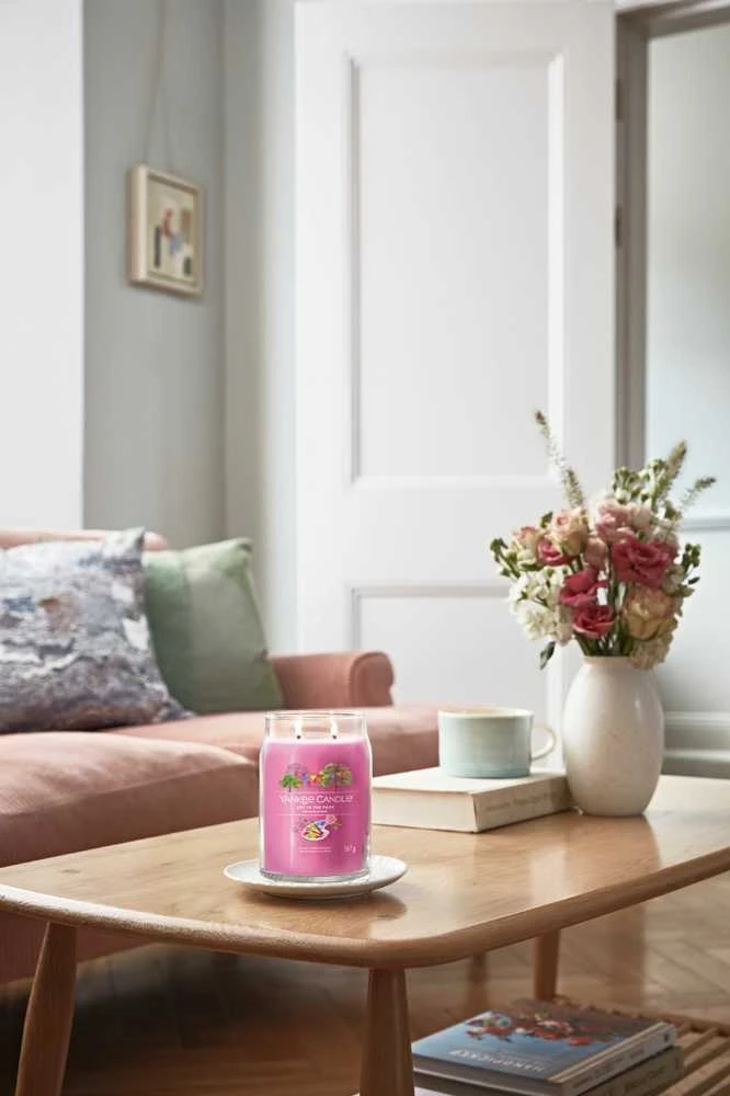 Yankee Candle Aromatinė žvakė Signatūrinis stiklas didelis "Art in the Park" 567 g