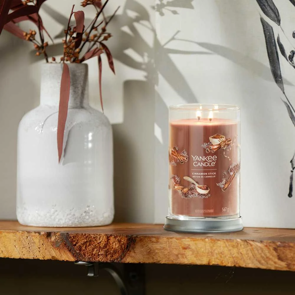 Yankee Candle Aromatinė žvakė Signature tumbler large Cinnamon Stick 567 g