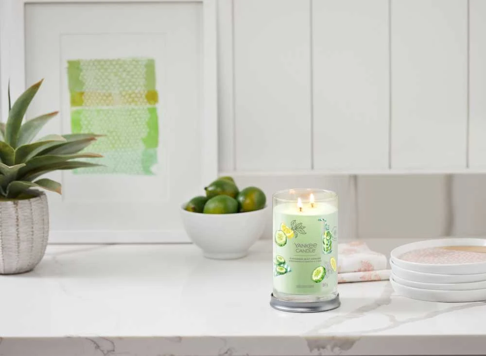 Yankee Candle Aromatinė žvakė Signature tumbler large Cucumber Mint Cooler 567 g