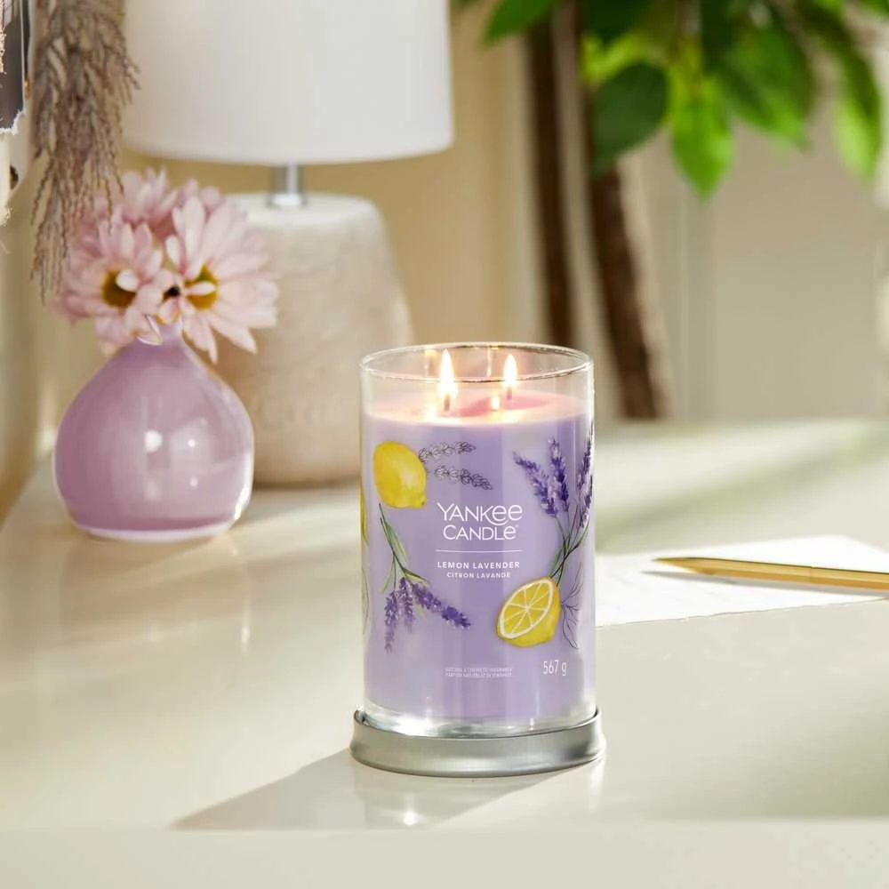 Yankee Candle Aromatinė žvakė Signature tumbler large Lemon Lavender 567 g