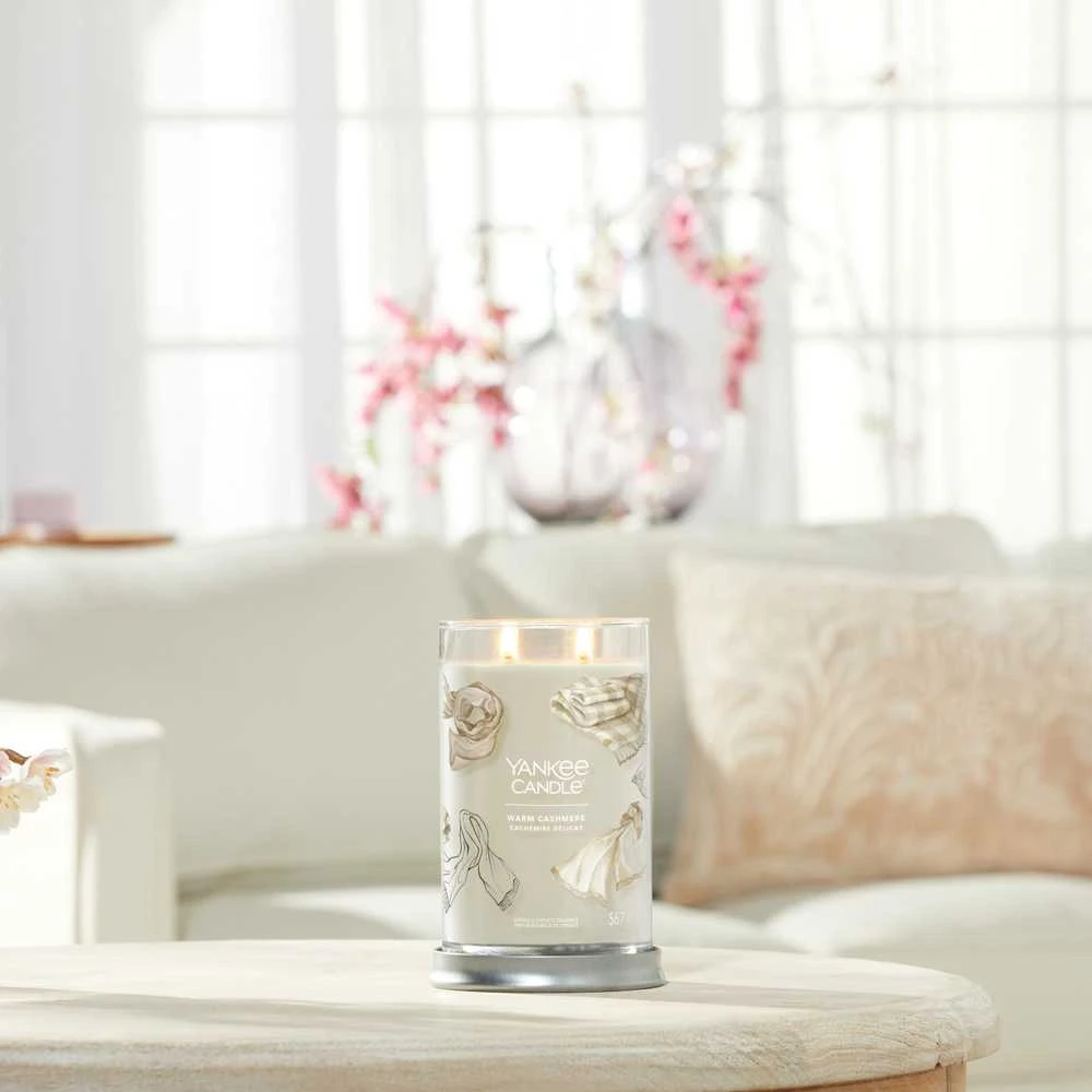 Yankee Candle Aromatinė žvakė Signature tumbler large Warm Cashmere 567 g