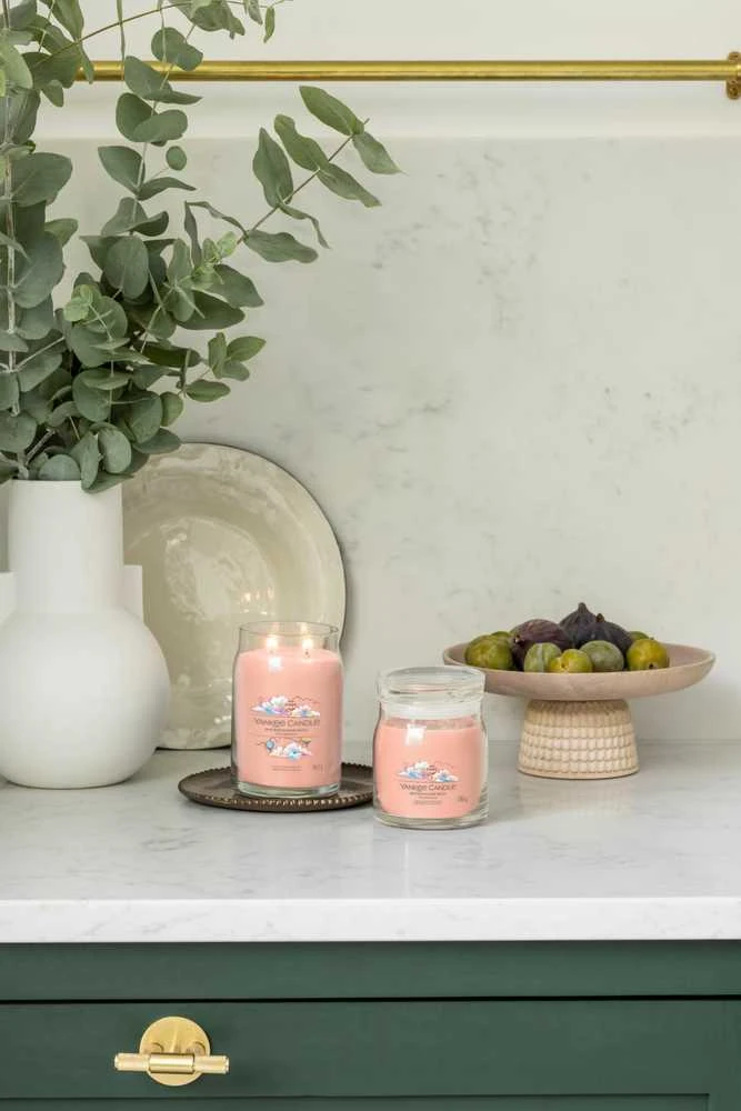 Yankee Candle Aromatinė žvakė Signatūrinė stiklo terpė "Watercolor Skies" 368 g