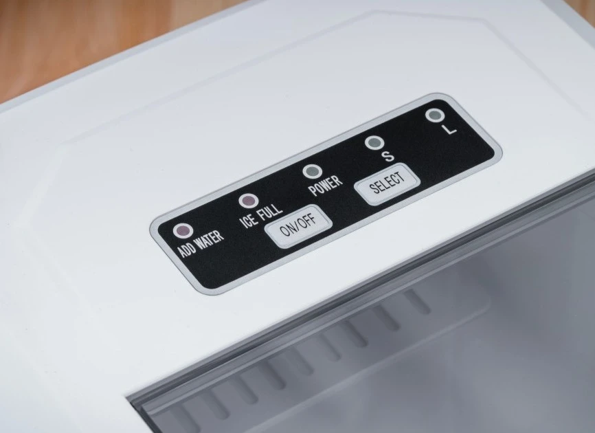 Ledo generatorius, 100 W ~ 120 W, 12 kg / 24 val., 1,3 l, baltas, 5OV51447BW, „Oliver Voltz“