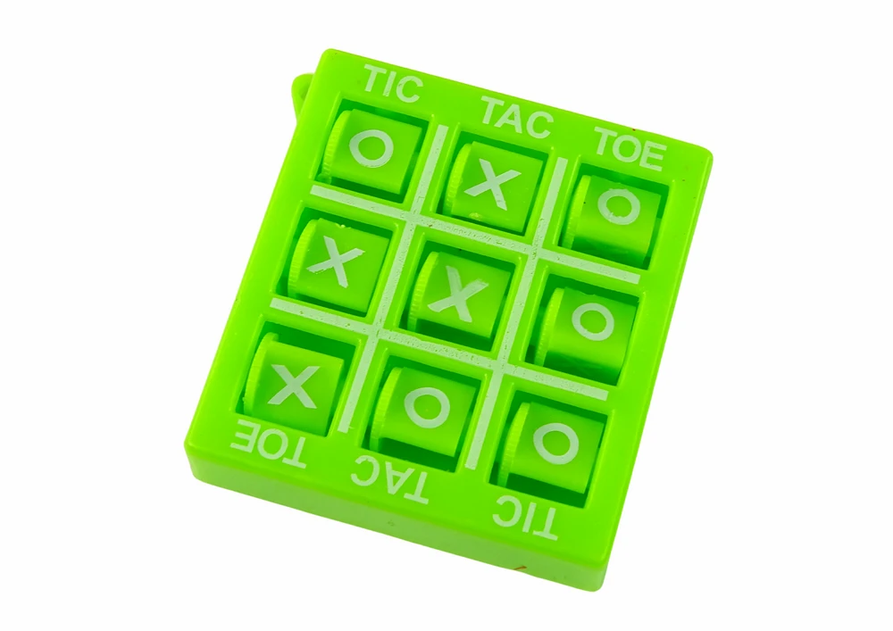 Kišeninis kryžiukų nuliukų žaidimas Lean Toys, 4,5x5x1 cm