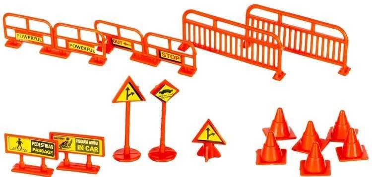 Žaislinė automobilių stovėjimo aikštelė su garažu, plovykla ir degaline