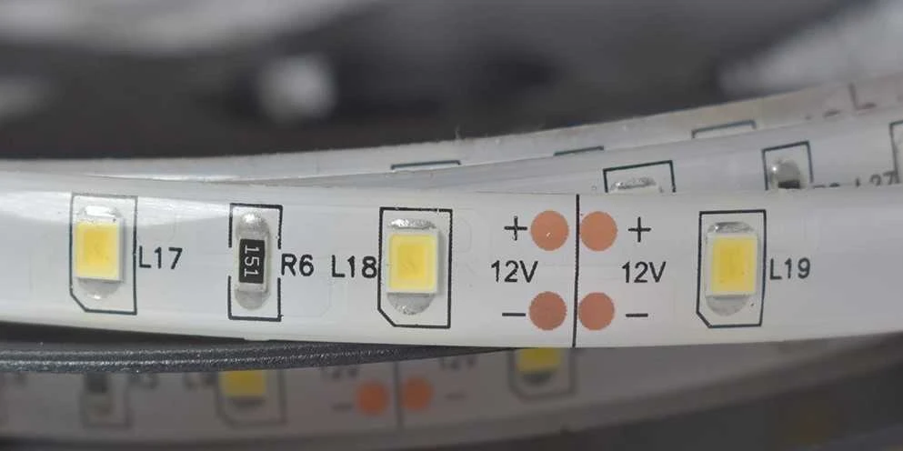 RGB Juosta 5 metrų 300 vnt. LED Šilta balta