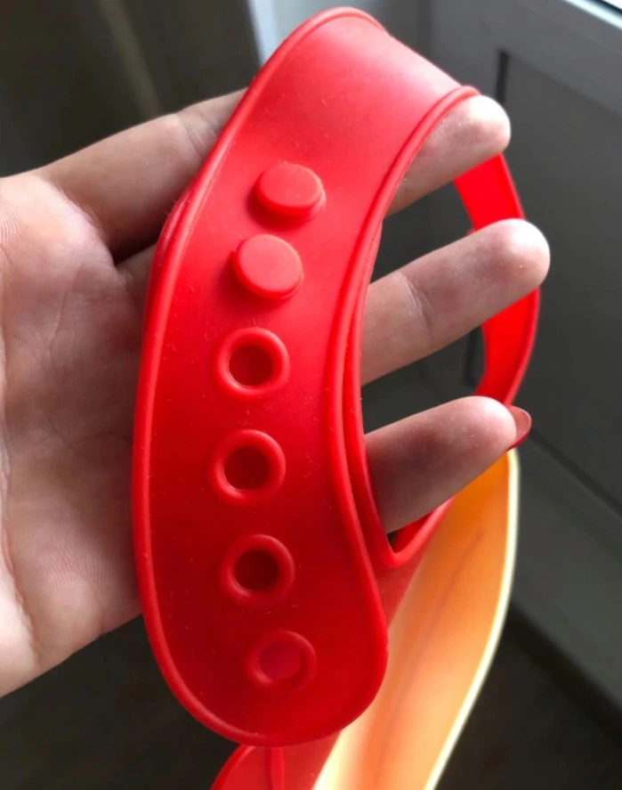 Seilinukas plastikinis su kišenėle - paršiukas