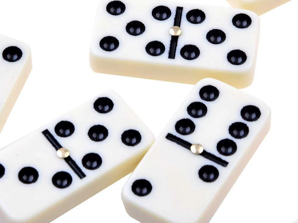 Jokomisiada Loginis žaidimas domino elegantiškoje dėžutėje GR0335