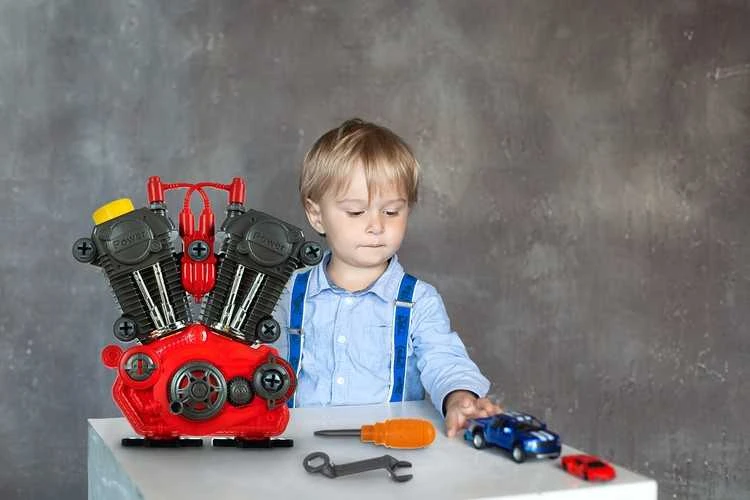 Didelis mechaninis variklis su priedais Lean Toys