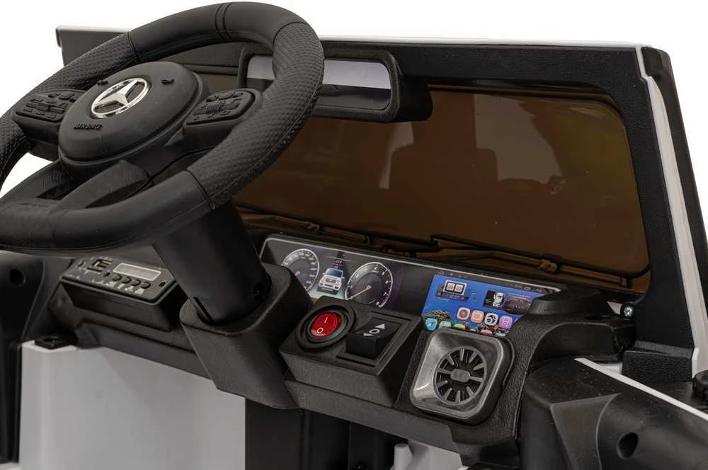 Vienvietis elektromobilis Mercedes G63 AMG 4x4, baltas