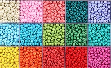 Stiklinių apvalių karoliukų (biserio) 6/0 RainBow® 15 spalvų po 10 g rinkinys, ryškus