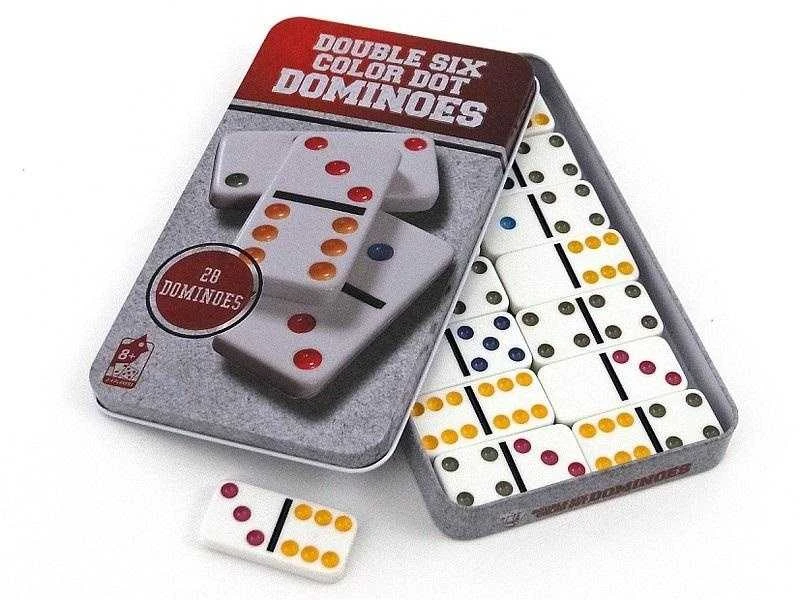 Adar Domino metalinėje dėžutėje