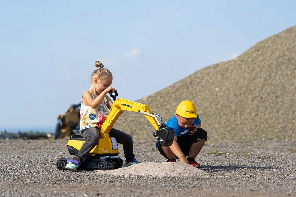 FALK Koparka Komatsu Obrotowa Kastuvas + Kask