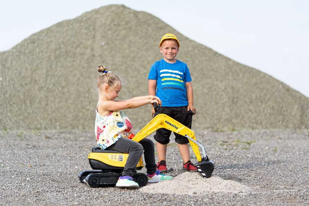 FALK Koparka Komatsu Obrotowa Kastuvas + Kask