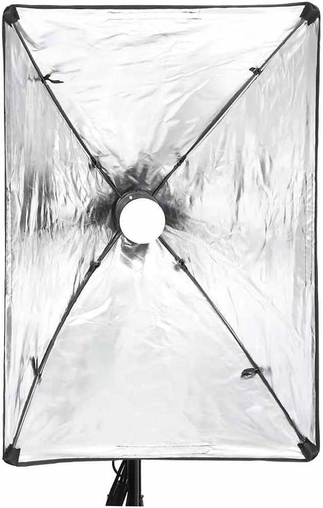 Fotostudijos rinkinys su šviestuvais, fonu ir reflektoriumi